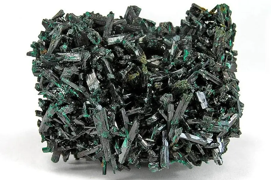 Brochantite, vert vert émeraude
