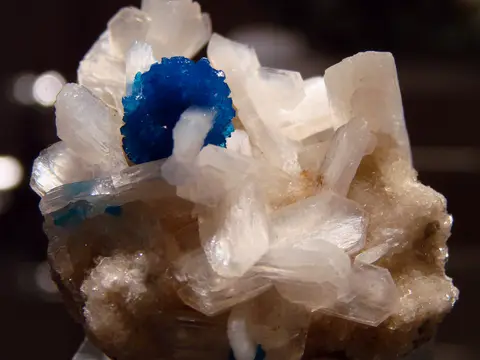 Cavansite