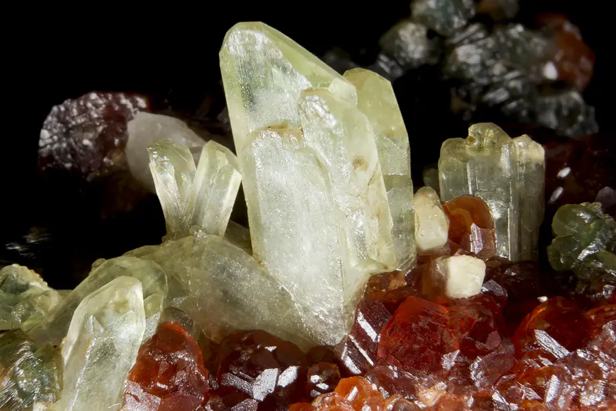 Diopside, vert vert foncé noir