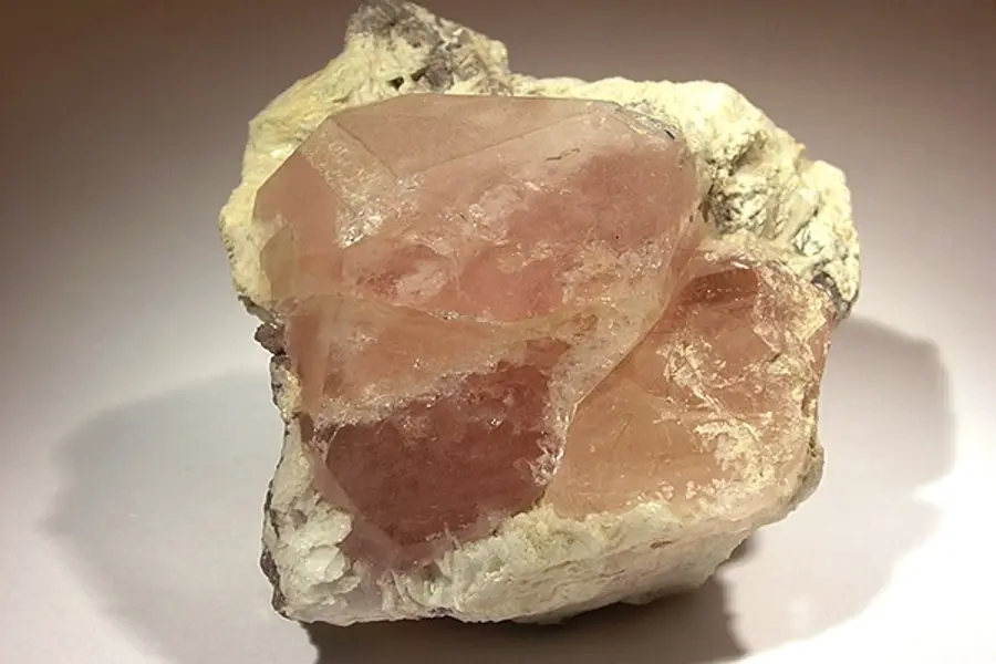 Morganite, rose pêche