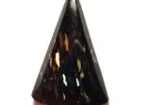 Nuummite