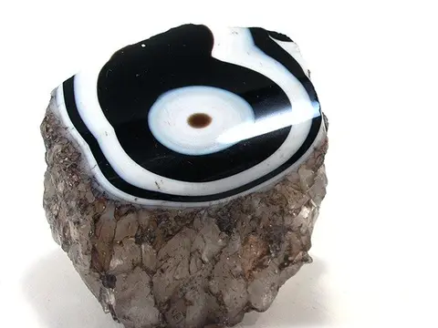Onyx