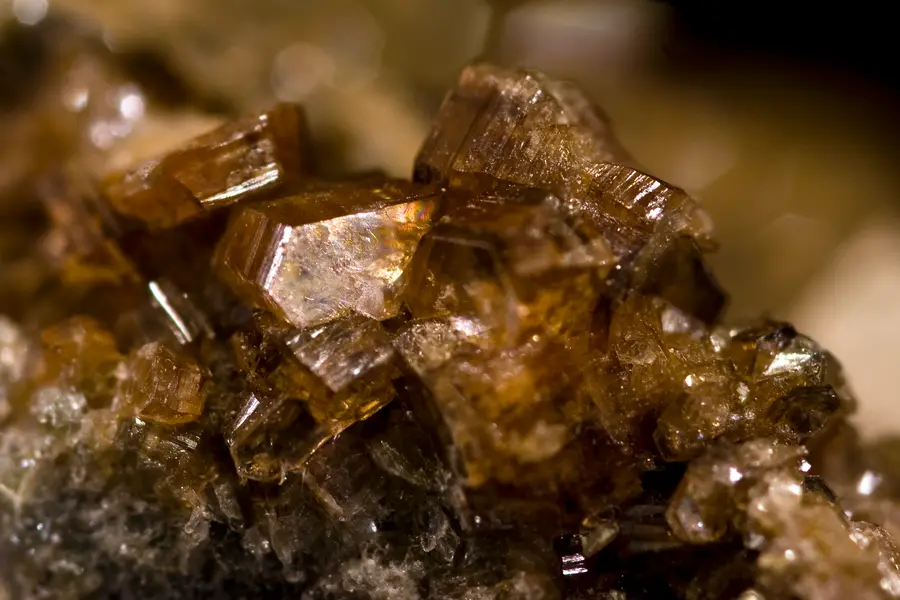 Phlogopite, brun doré jaune