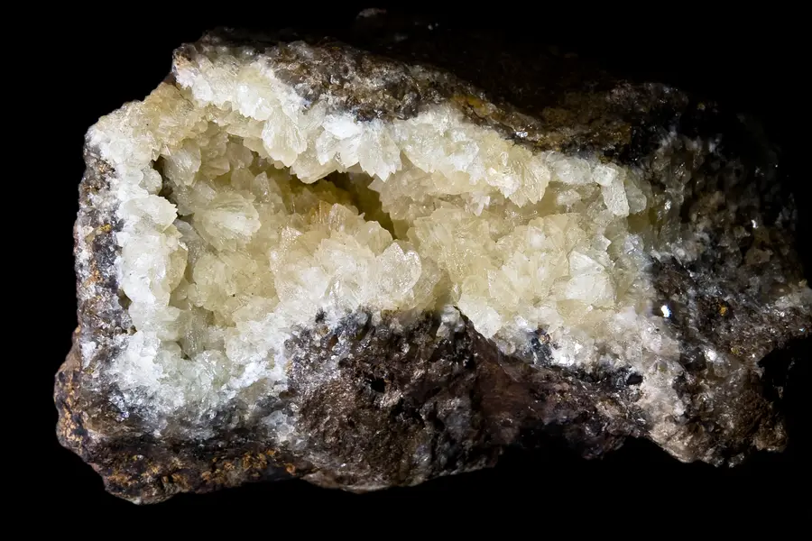 Smithsonite, bleu-vert rose lavande jaune