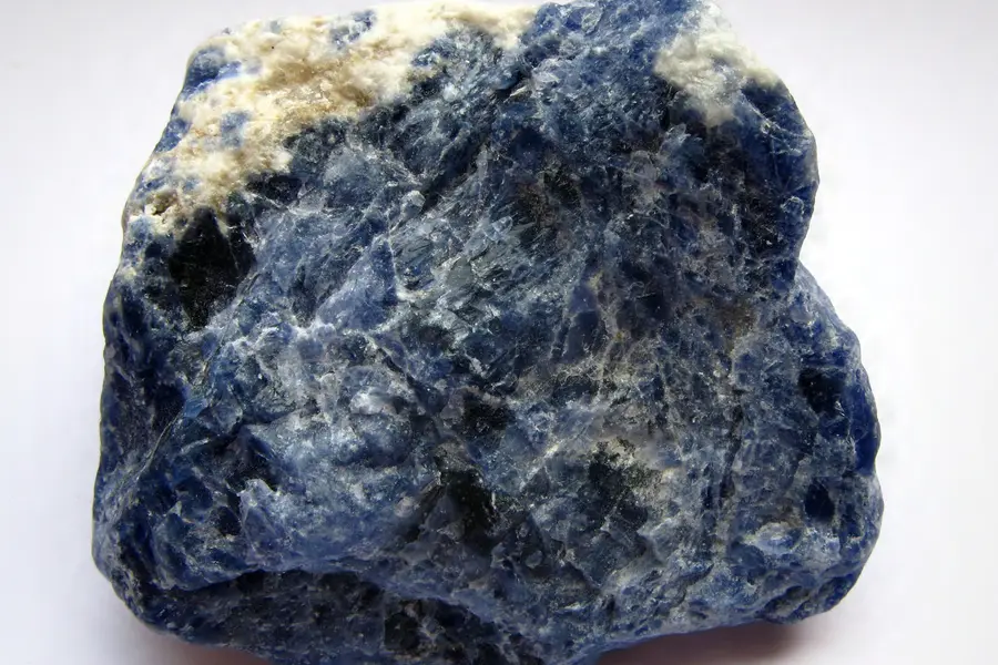 Sodalite bleue, bleu marine blanc