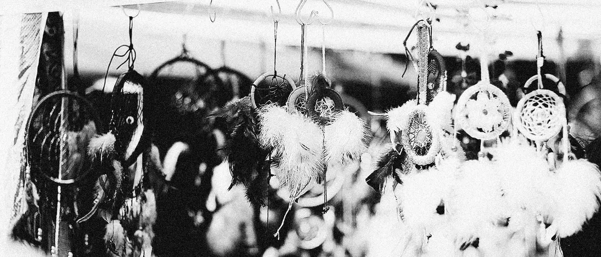Un attrape-reves et ses plumes